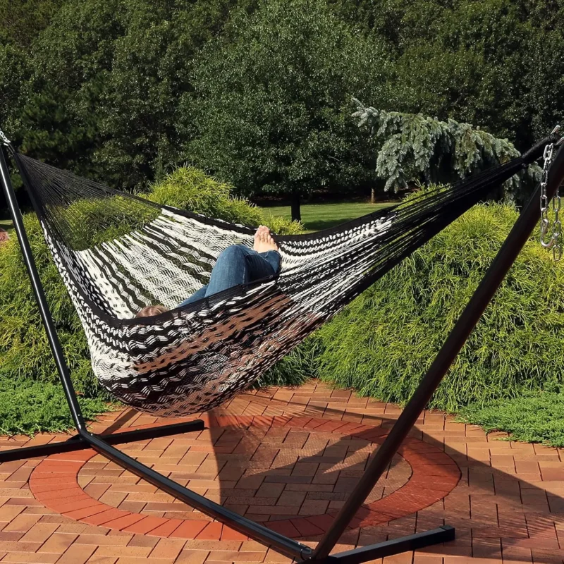 XXL Handwoven Thick Cord Mayan Double Hammock - 625 lbs Capacity for Outdoor Relaxation - Image 4